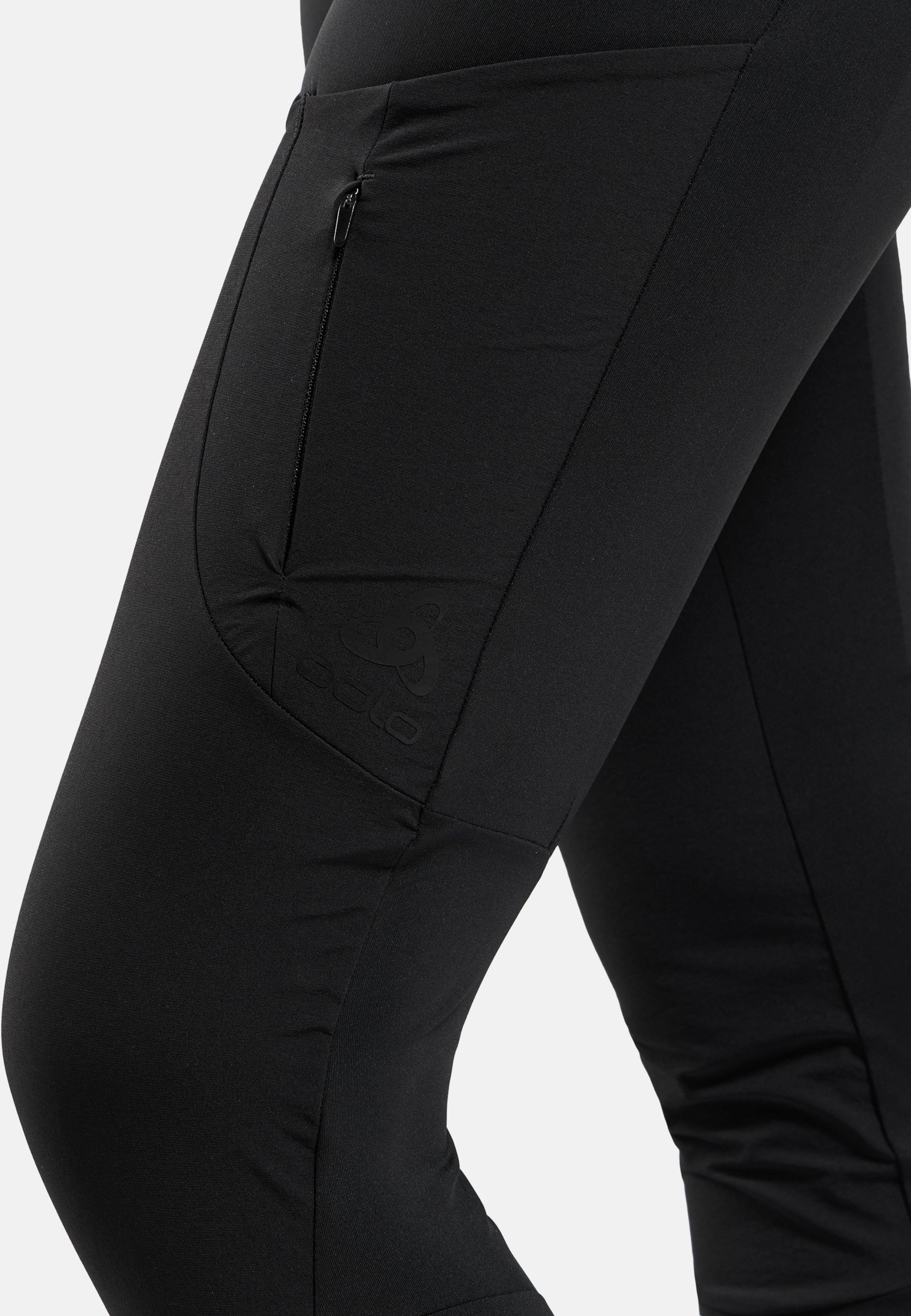 Ascent Tights in black