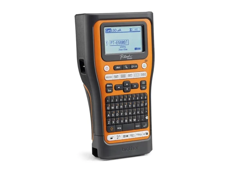 Brother P-Touch PT-E560BTVP - Etikettemaskine - S/H - termo transfer - Rulle (2,4 cm) - 180 dpi - op til 30 mm/sek. - USB 3.0, Bluetooth 5.0 - skærer - spejltryk, Full & Half Cut Function, printforhåndsvisning - sort og orange