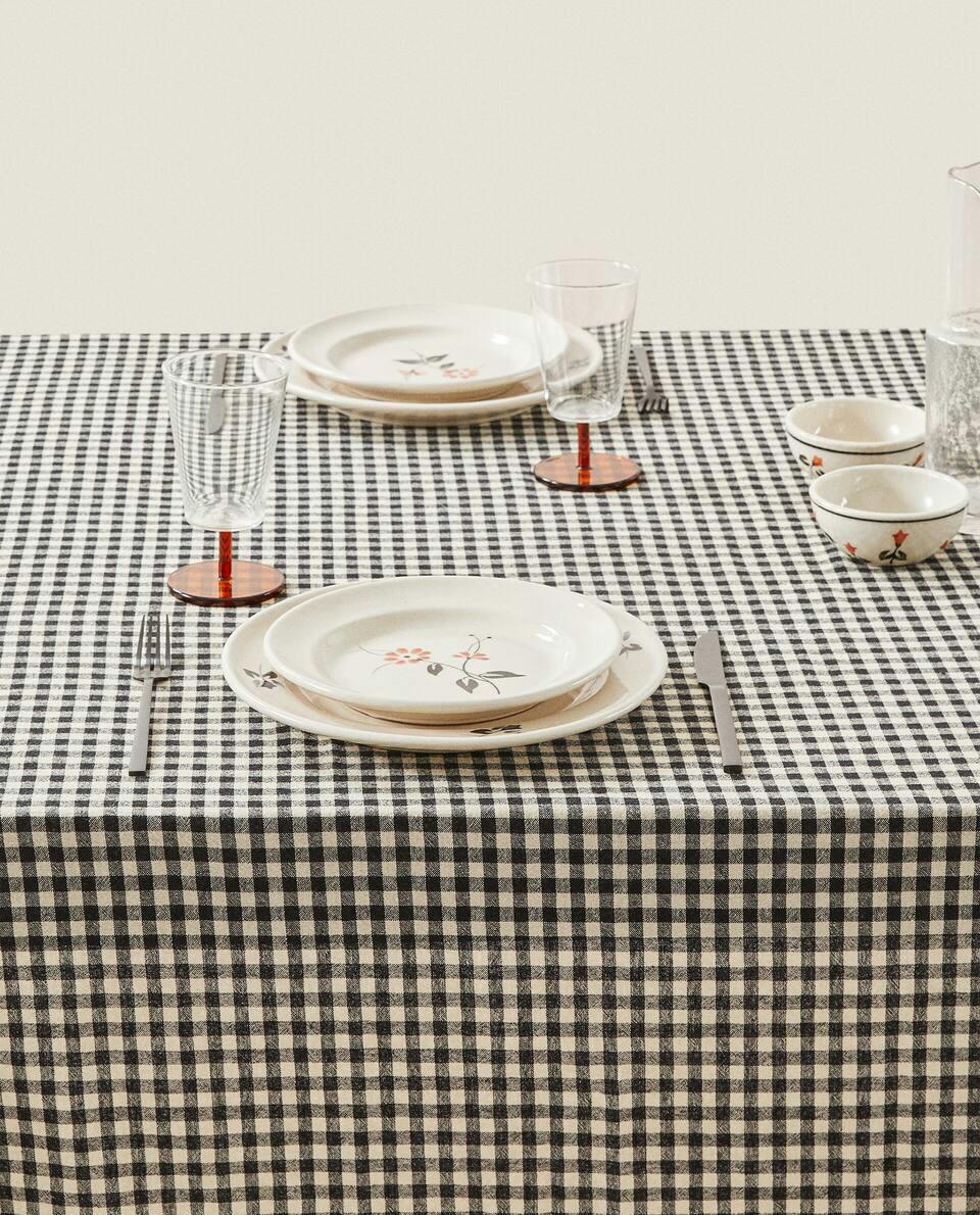 TOALHA DE MESA DE LINHO COM ESTAMPA XADREZ VICHÊ