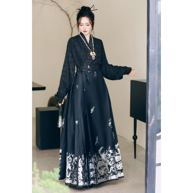 Pinocle - Hanfu-top met lange mouwen en bloemenprint / Maxi-rok met hoge taille en drakenprint / Set