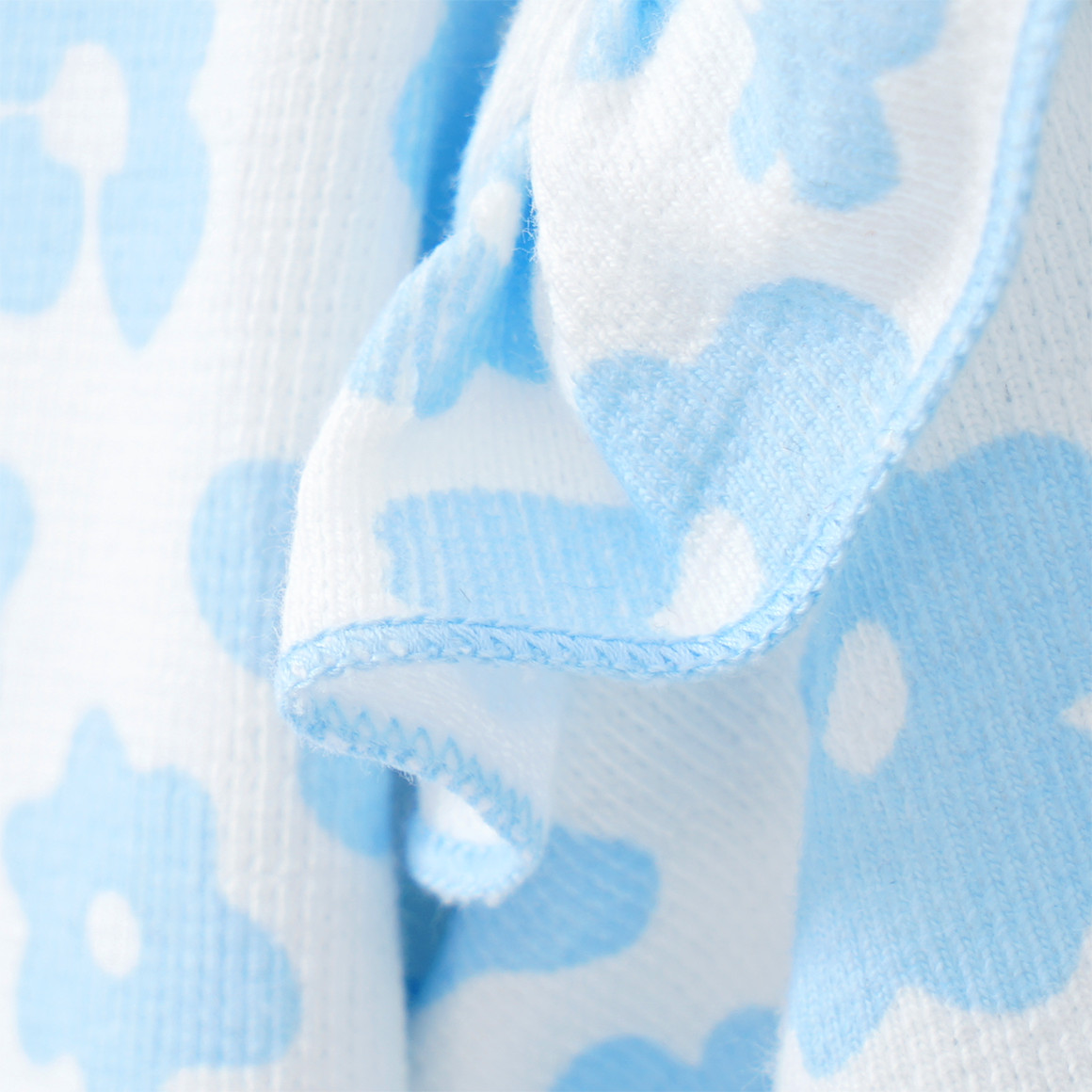 Topolino Mädchen Langarmshirt mit Volants hellblau / weiss