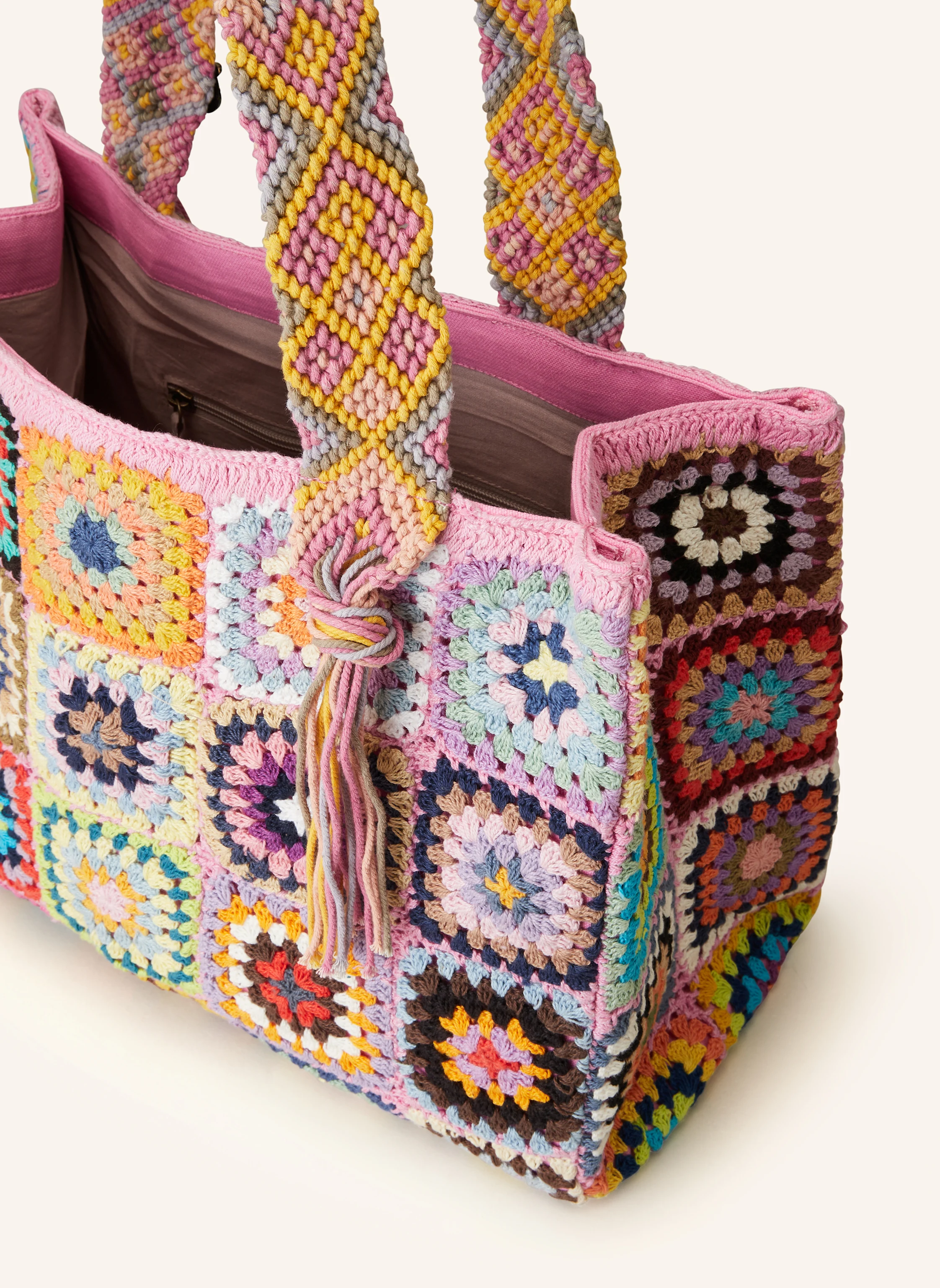 ANOKHI Shopper