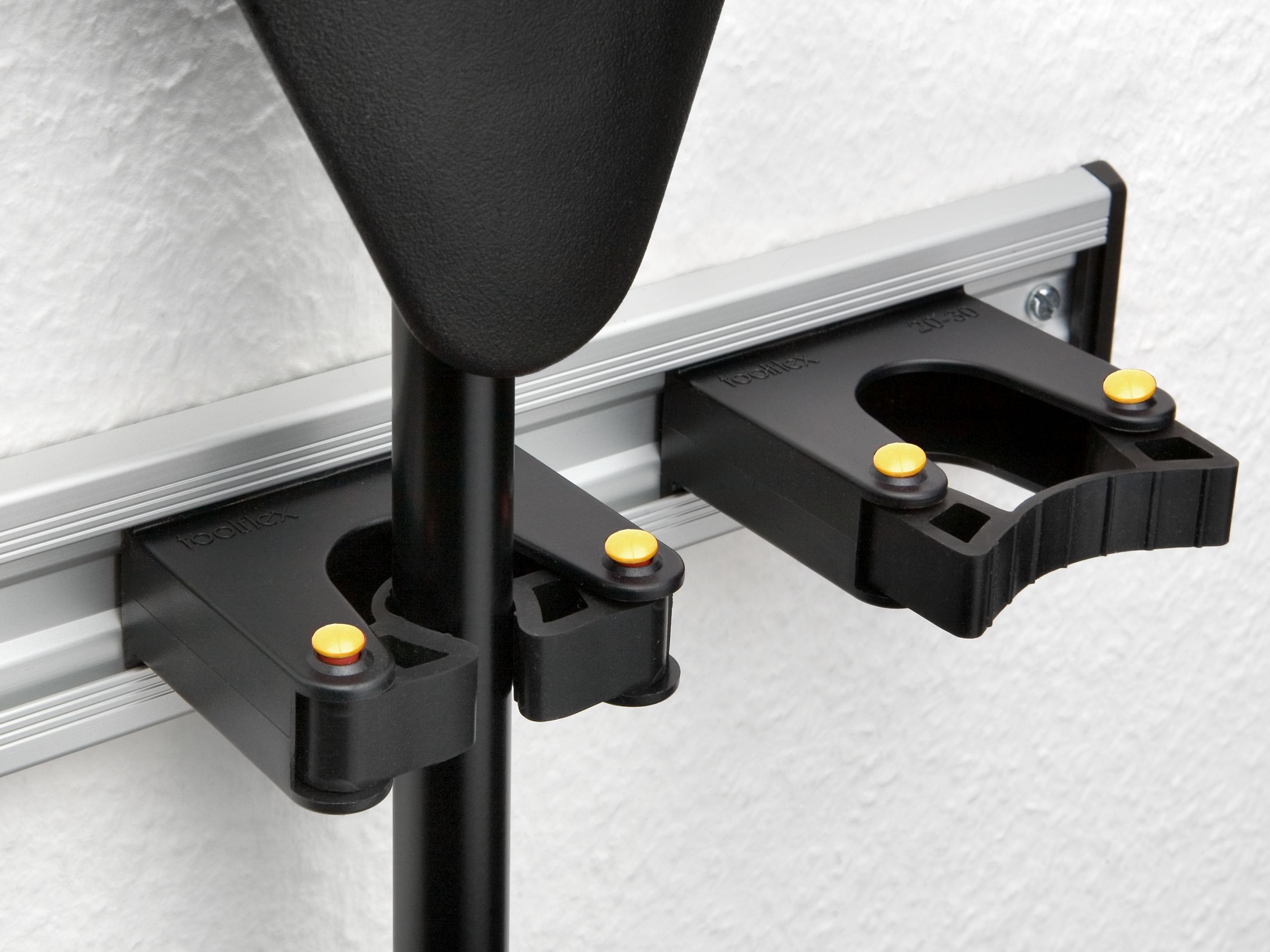 Wandschiene 90 cm mit Toolflex Gerätehalter schwarz