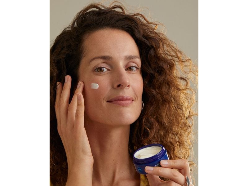 NIVEA Nachtcrème Care Q10 regenerierend 50 ml Regenerierende Anti-Falten Nachtpflege