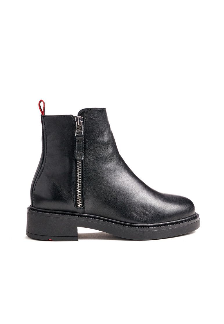 STIEFELETTE Schwarz