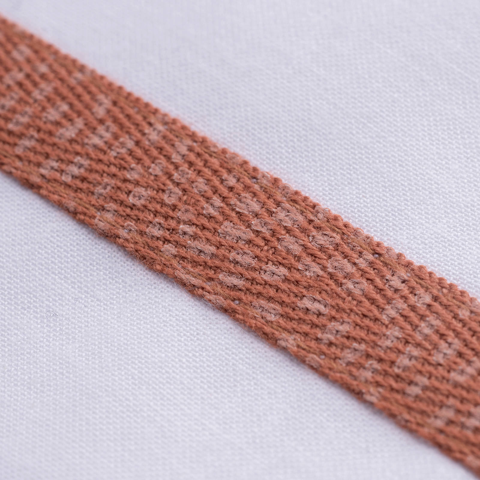 Briljant Baby Minimal Dots baby ledikantlaken wit/terra
