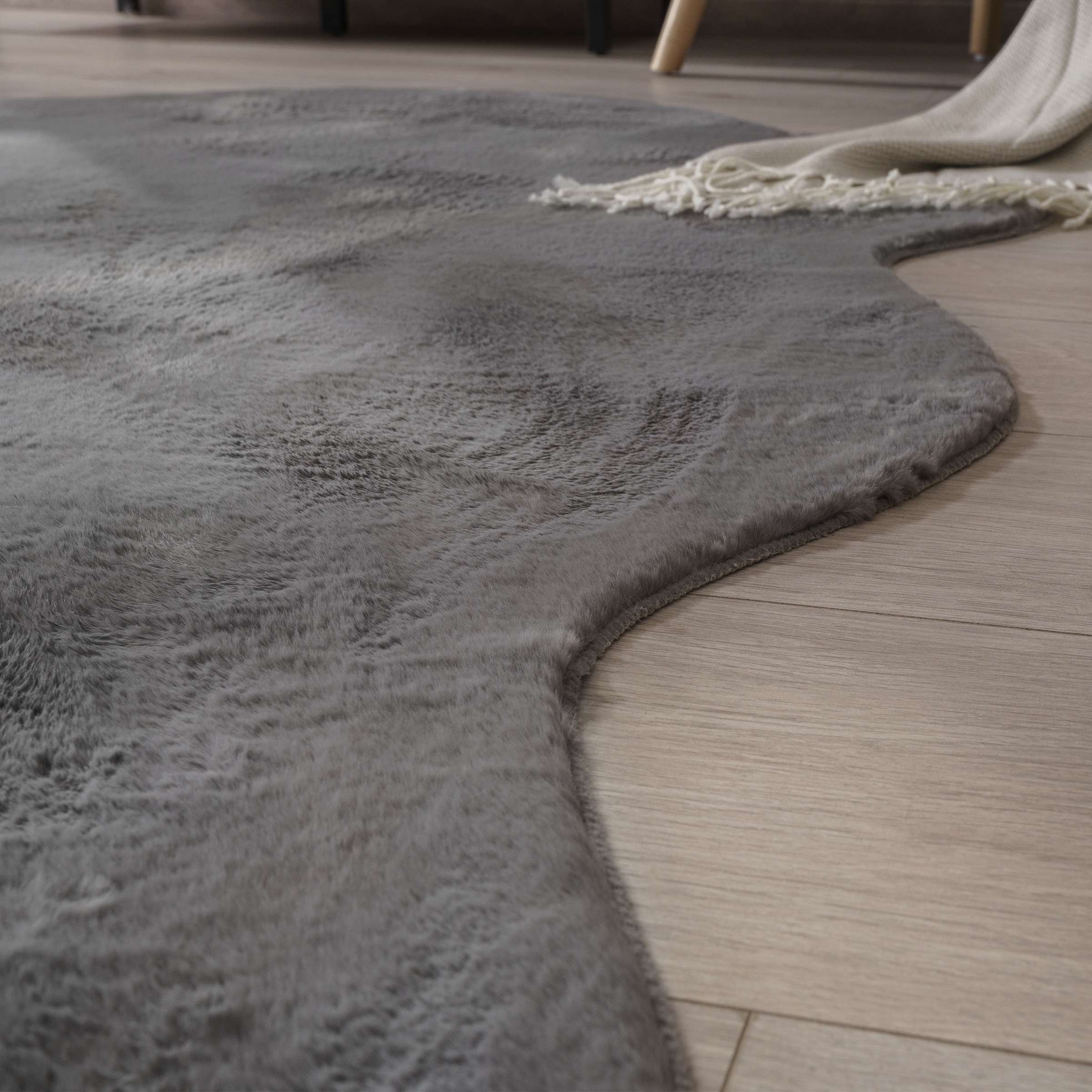 Paco Home Fellteppich »Pelt 640« fellförmig 16 mm Höhe Kunstfell, Uni Farben, sehr weicher Flor