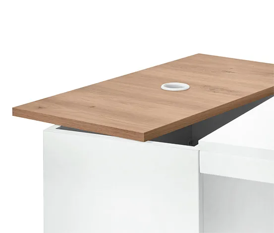 Schreibtisch mit Stauraum