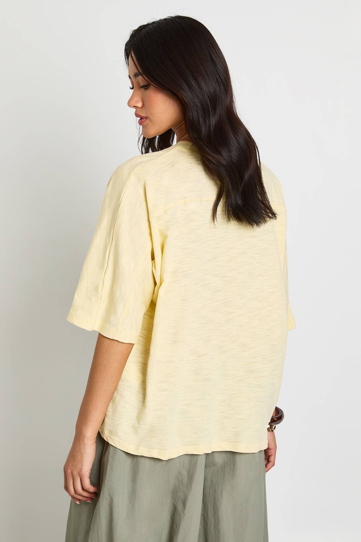 boohoo T-shirt Oversize Semi-transparent En Jersey Slub À Ourlet Arrondi