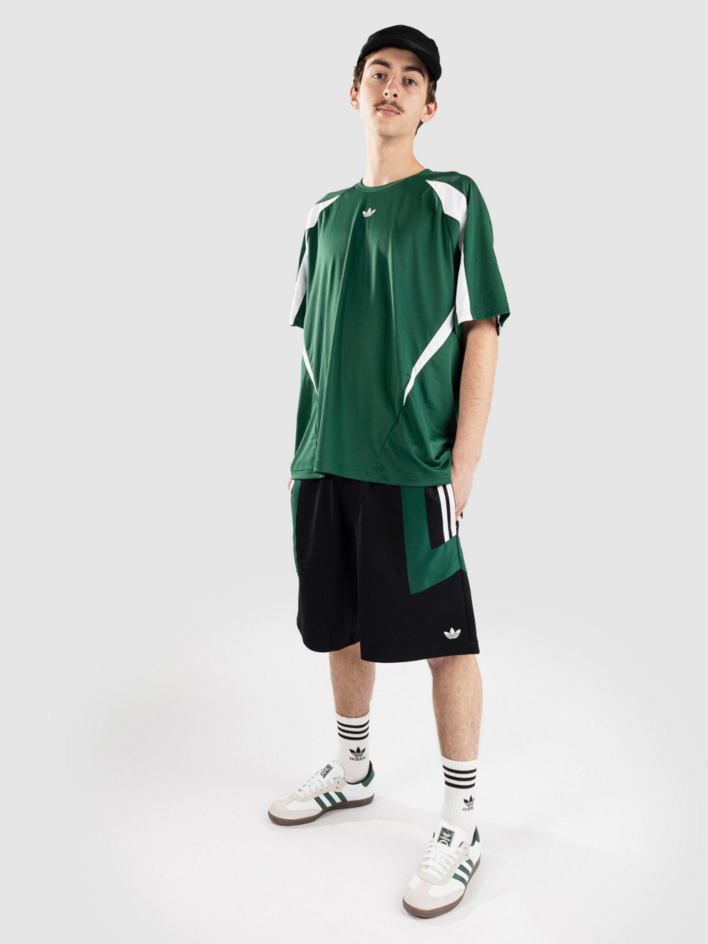 adidas Skateboarding Football Shorts black/drkgrn/white