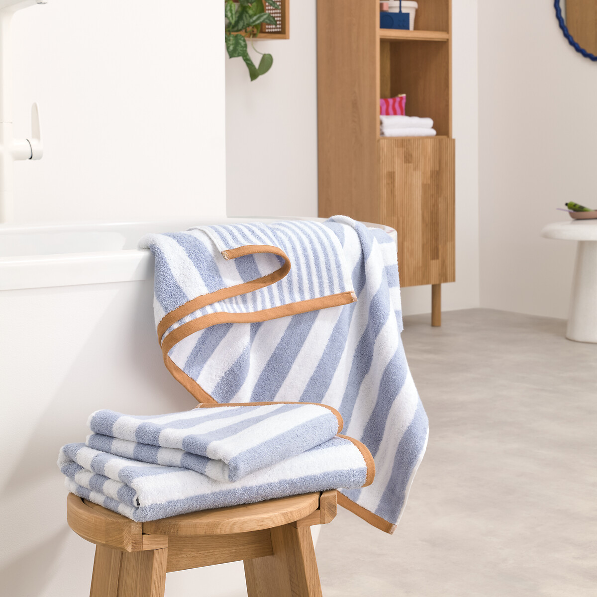 LA REDOUTE INTERIEURS<br>Toalha atoalhada 500g, Dani