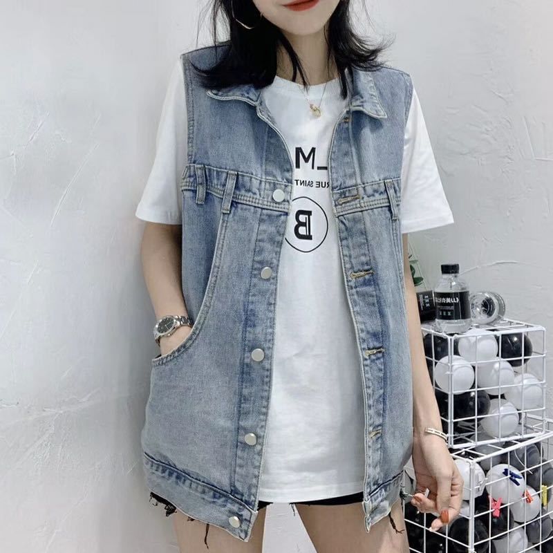 Angel Love - Gewassen denim vest met kraag en knopen