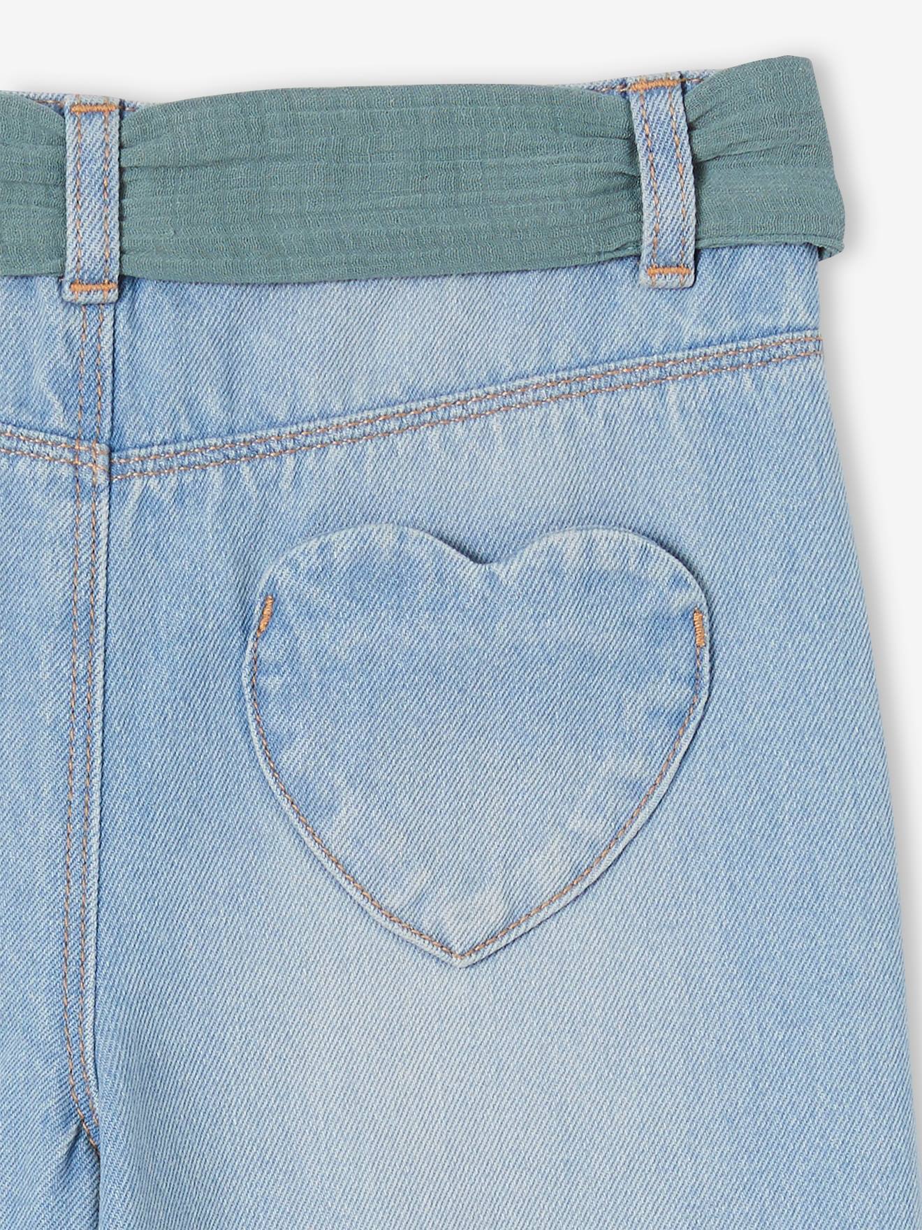 Calça jeans de pernas largas até o tornozelo com cinto de chiffon de algodão para uma mulher de estatura alta.
