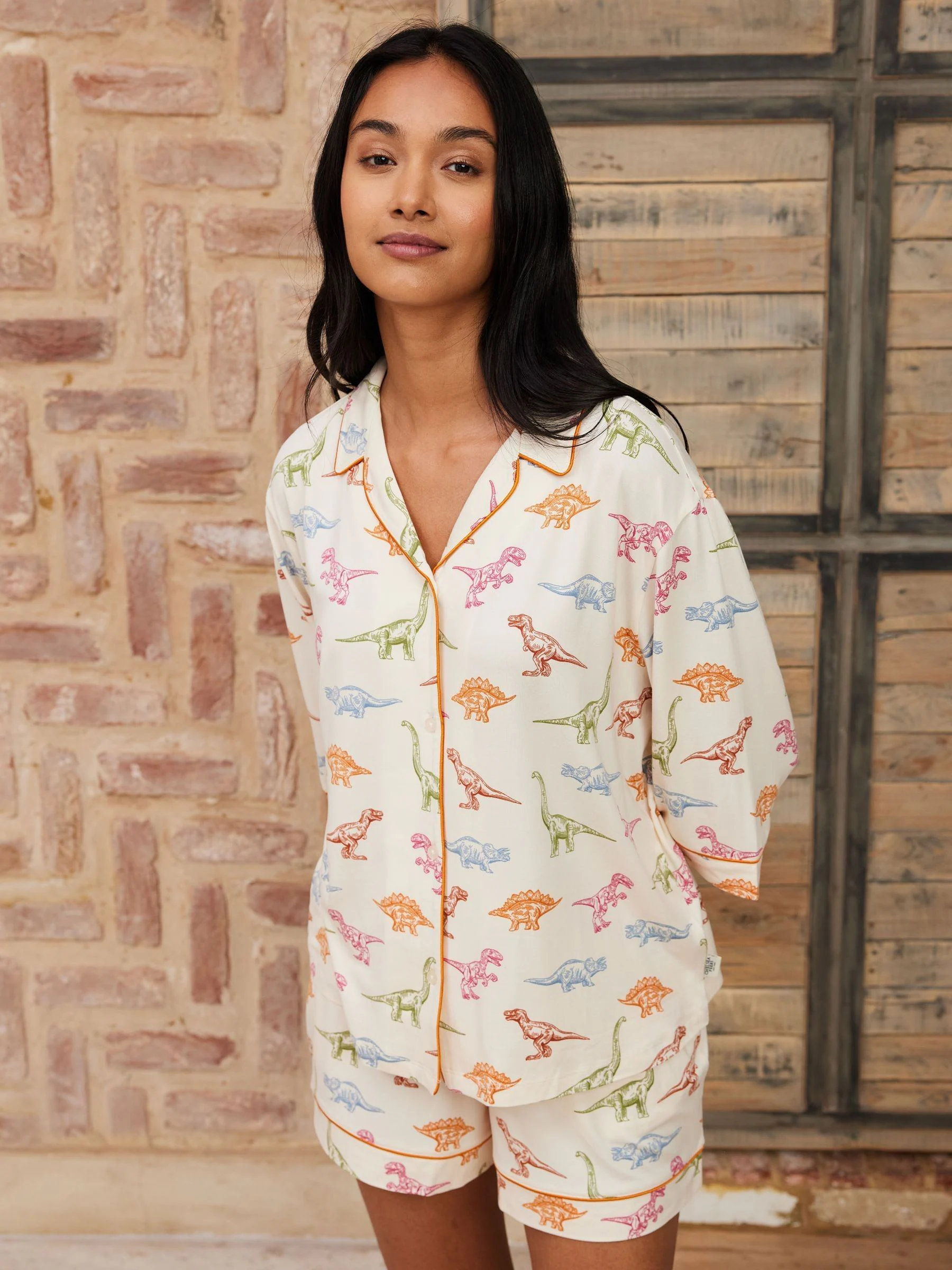 Chelsea Peers Dinosaur Print Long Pyjama Set