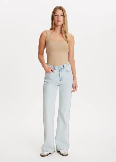Basic singlet met vierkante hals zand (ZAND)