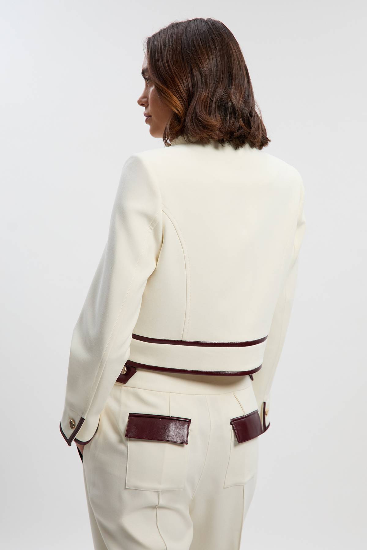 KarenMillen Veste Cintrée Ceinturée en Mélange synthétique Stretch Compact