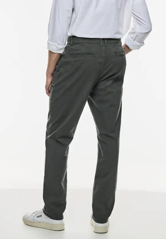 Komfortable Struktur Chino - dusty urban green