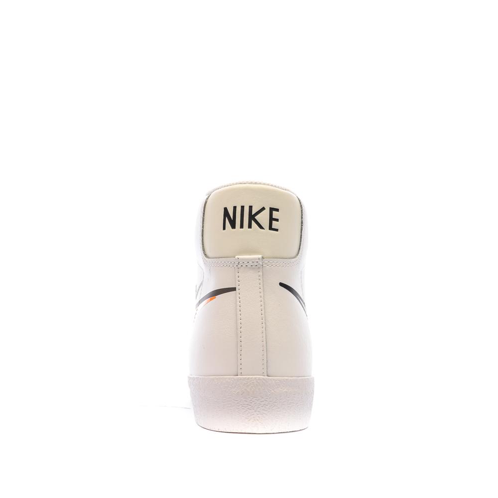 Nike Baskets Blanches/Orange Homme Nike Blazer