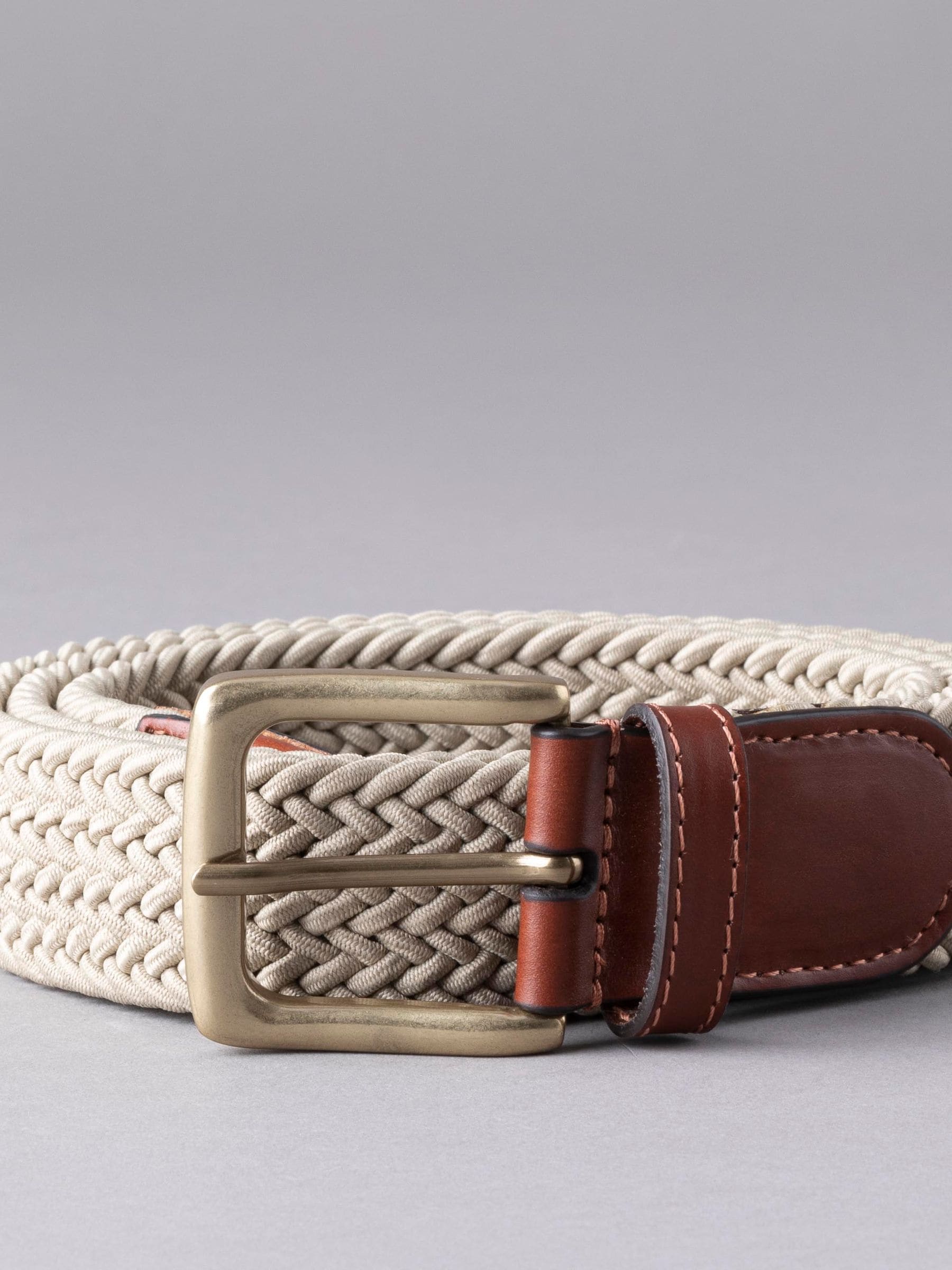 Pastelgeel - Lakeland leren Greythwaite gevochten riem