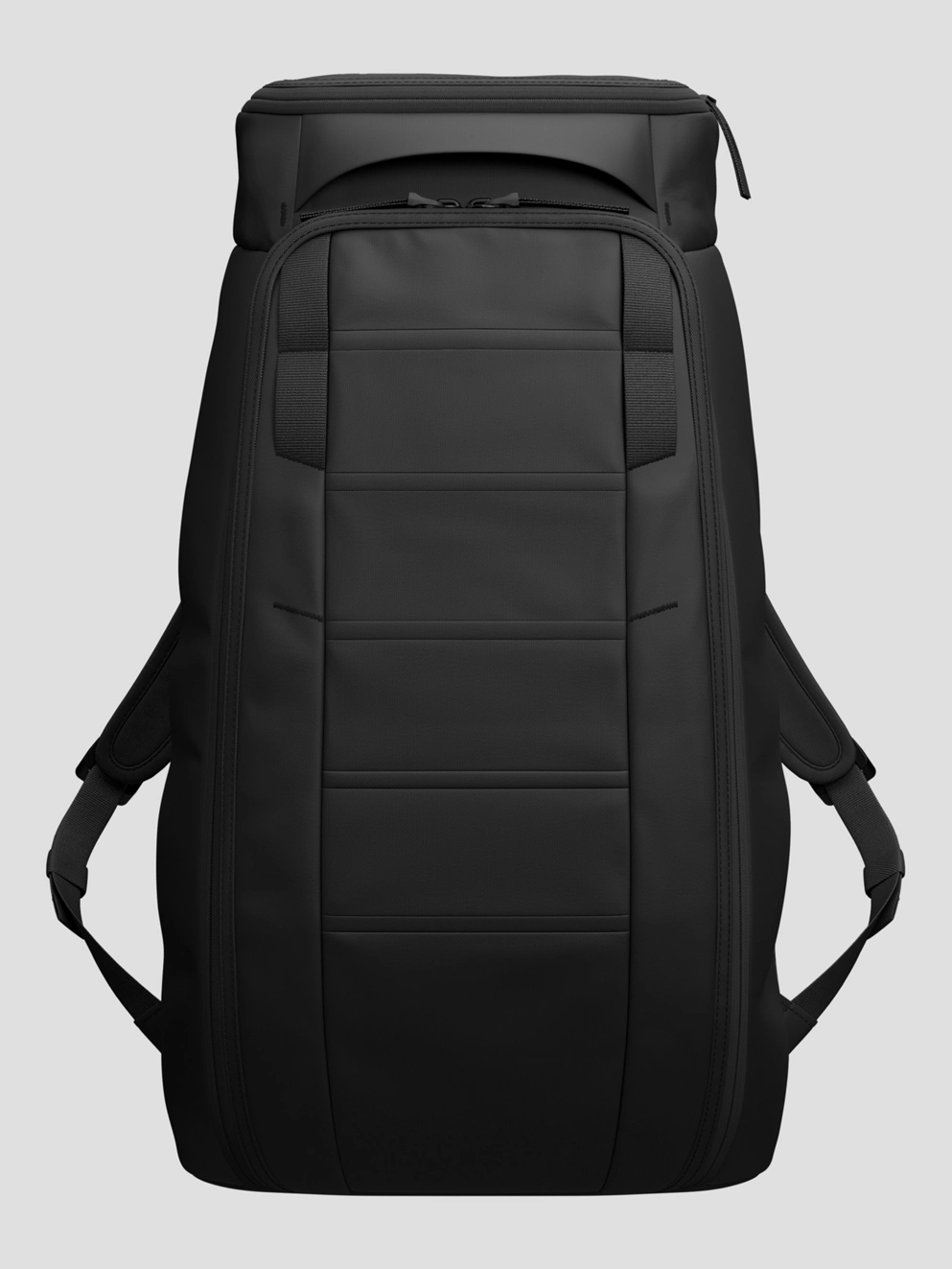 Db Hugger 25L Backpack black out