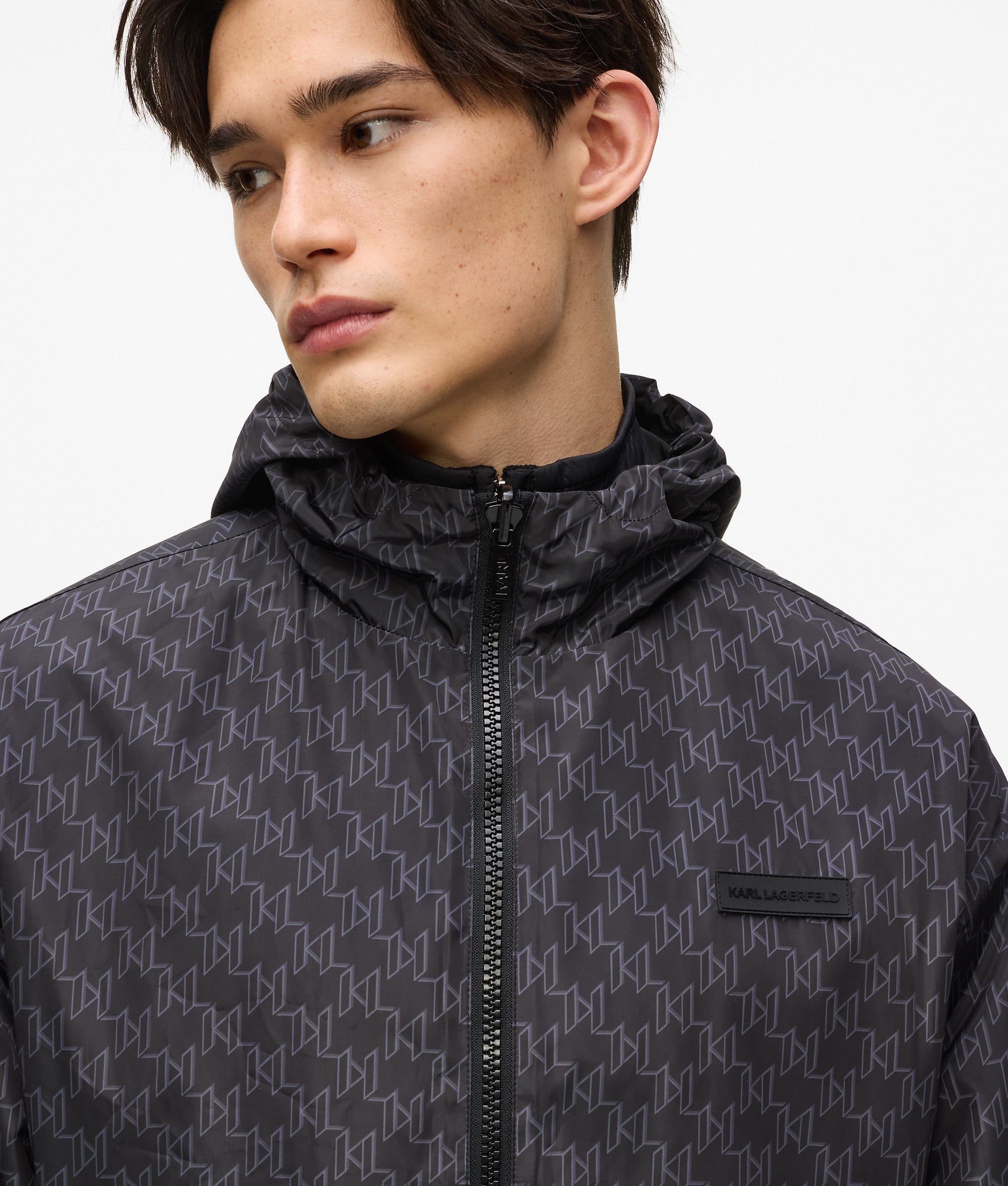 Omkeerbaar blousonjack met capuchon