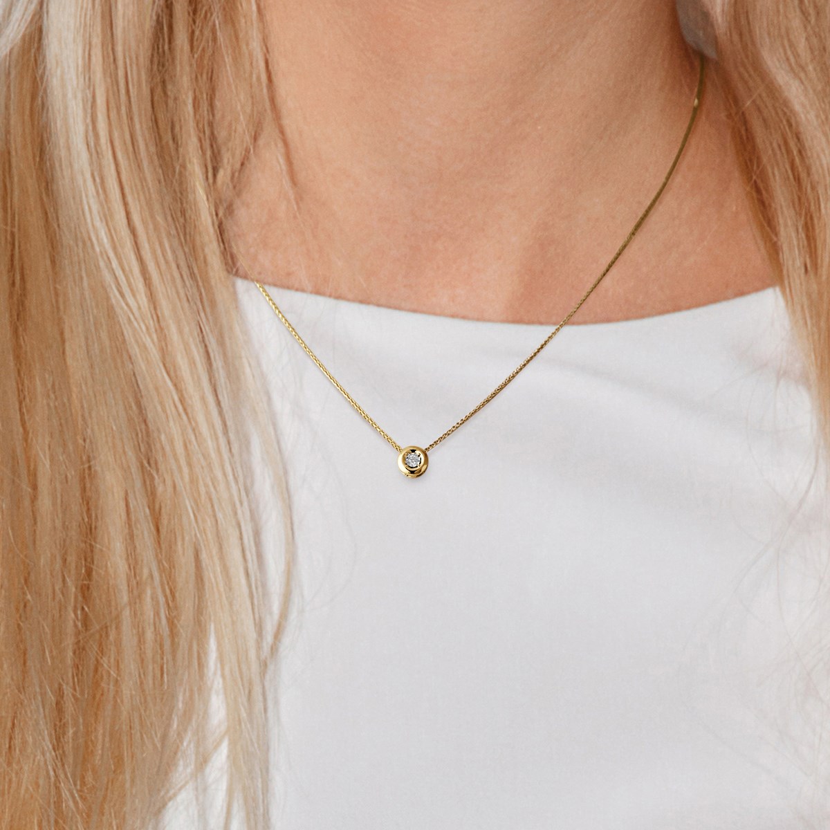 Collier Solitaire Diamant 0,020 Cts Serti Illusion 0,50 Cts Or Jaune