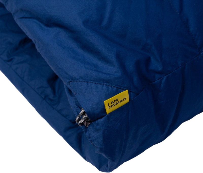 NOMAD® Blazer Down Slaapzak Dekenmodel | Navy | 210x80 cm | Aanritsbaar | Binennzak | Tochtsttrook | Incl Hoes