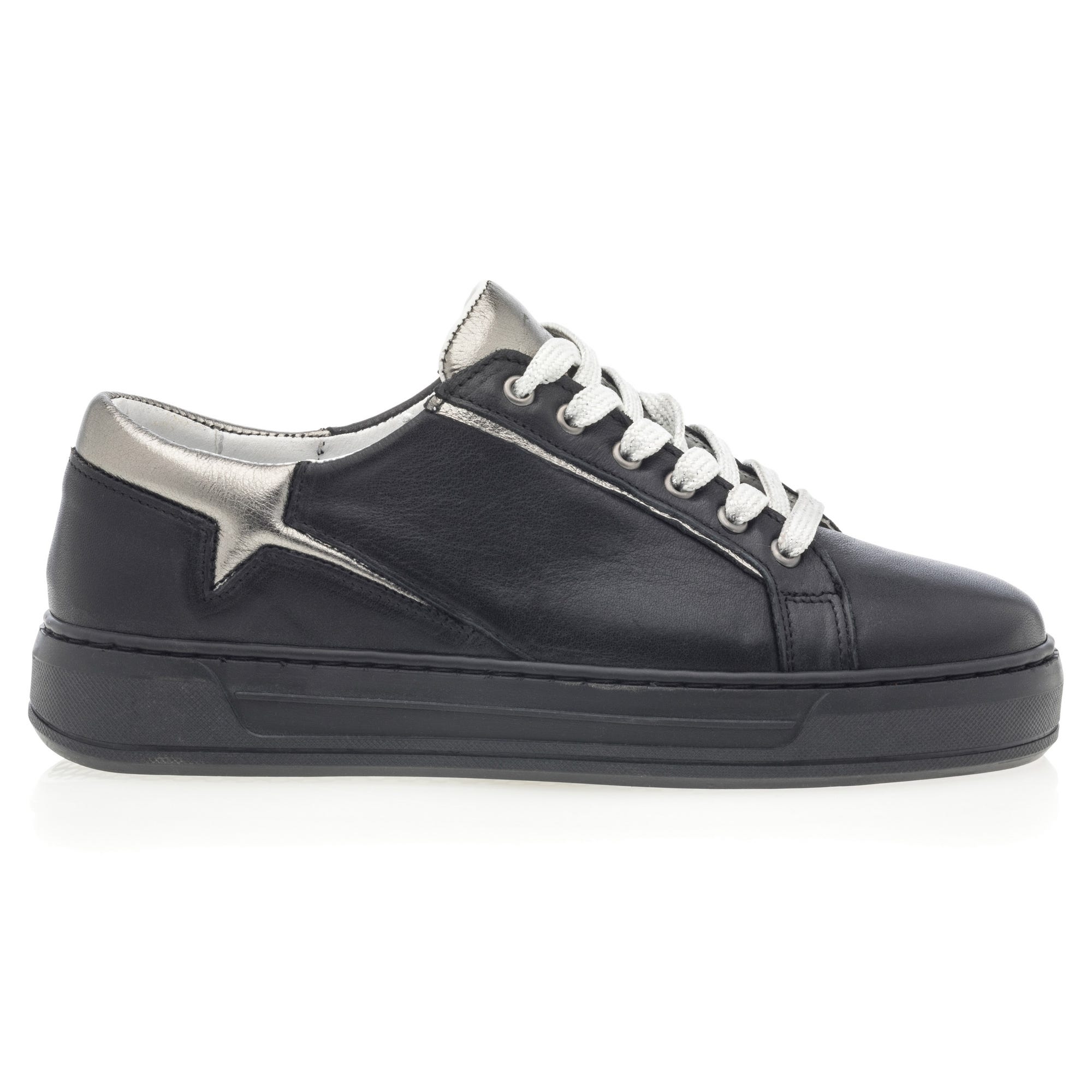 Baskets basses Femme en cuir noir