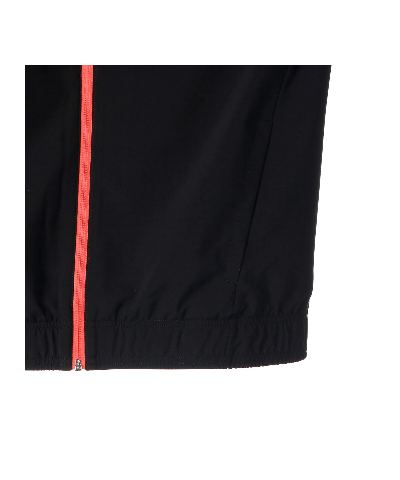 PUMA Neymar Jr Diamond Woven Jacke Schwarz F03