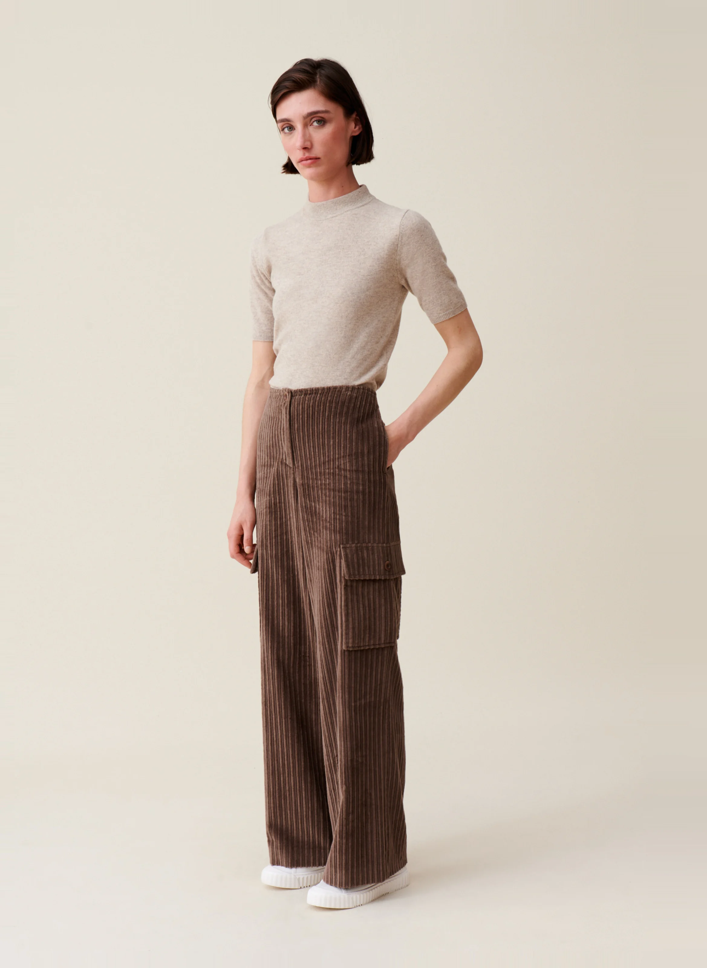 Pantalon cargo large en velours côtelé | Marron