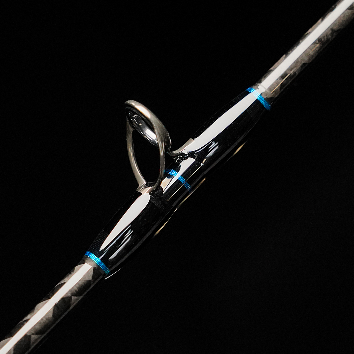 Cape Cod Special 450g 52B Spiral Rod Black Hole USACape Cod Special 450g 52B Spiral RodCannetrolling5.2' (1m60), 200-500g, 50-100lb