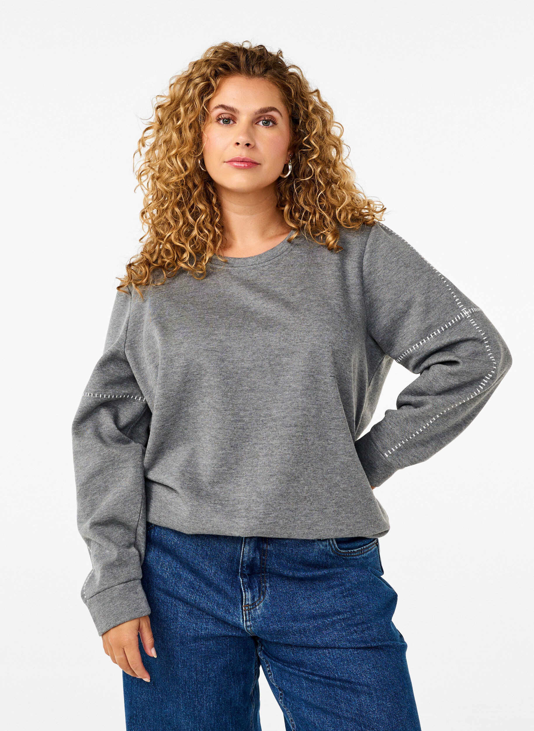 Sweatshirt med kontrastsyninger