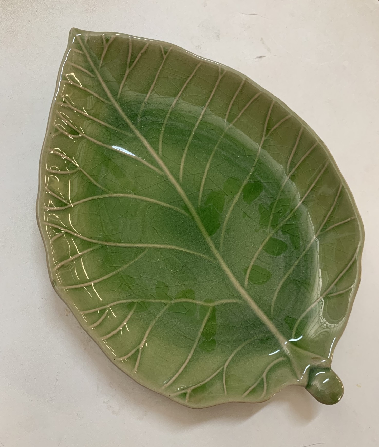 Ablage 'Blatt', grün, B 28 cm, L 19 cm, H 2,5 cm von fischer's lagerhaus