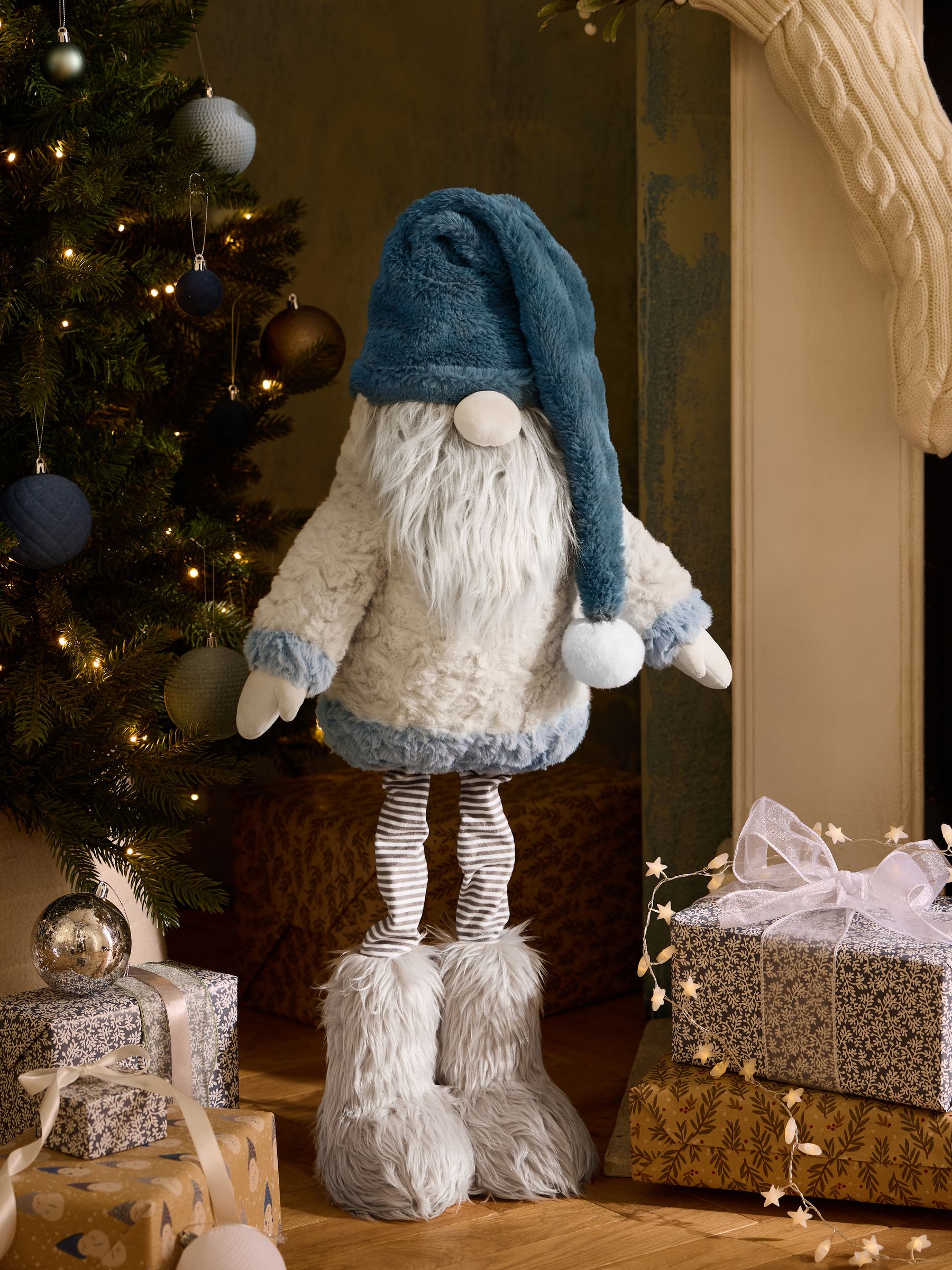 Scandi Christmas Gonk With Extentable Legs