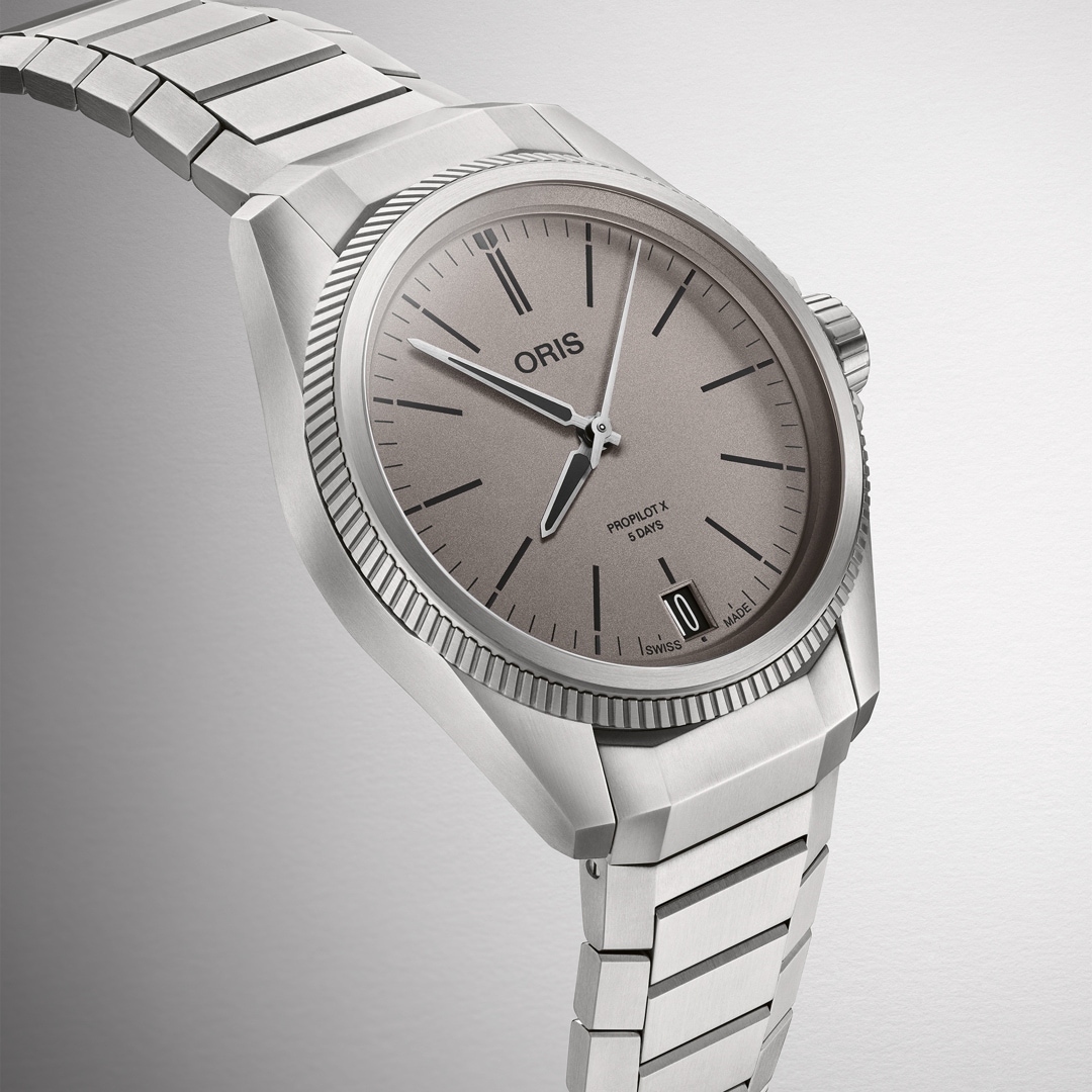 Oris ProPilot X Calibre 400 Grau