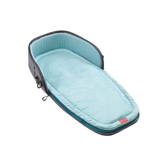 Travel Play Mat   Bleu        de               Sophie La Girafe®