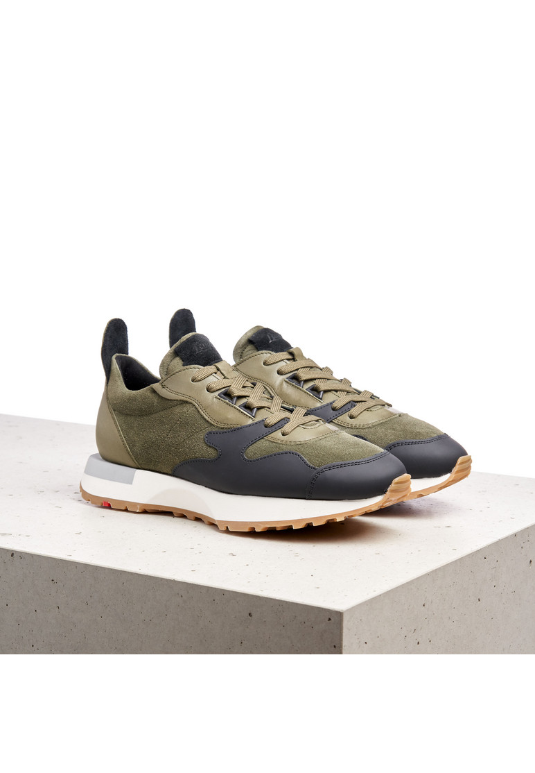 SNEAKER Grün