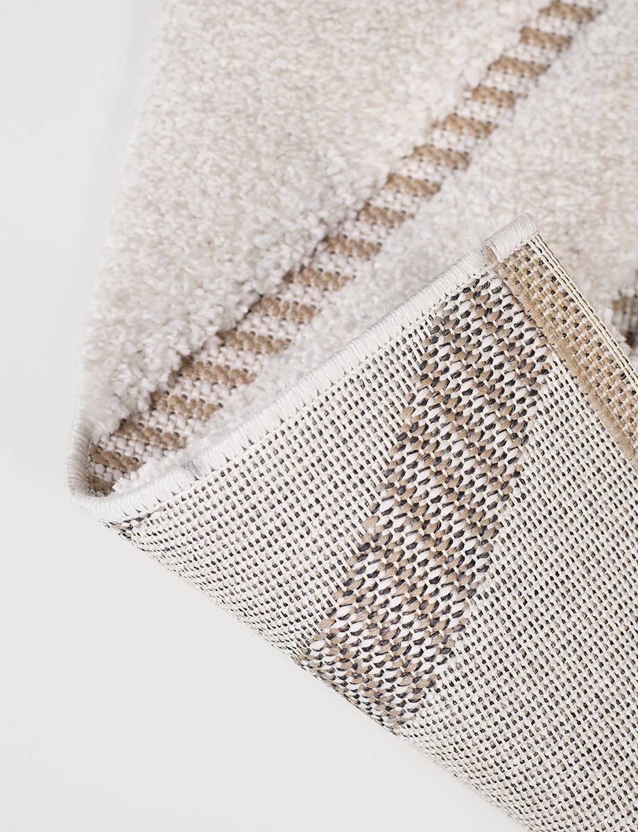 Teppe offwhite - 240x300 cm
