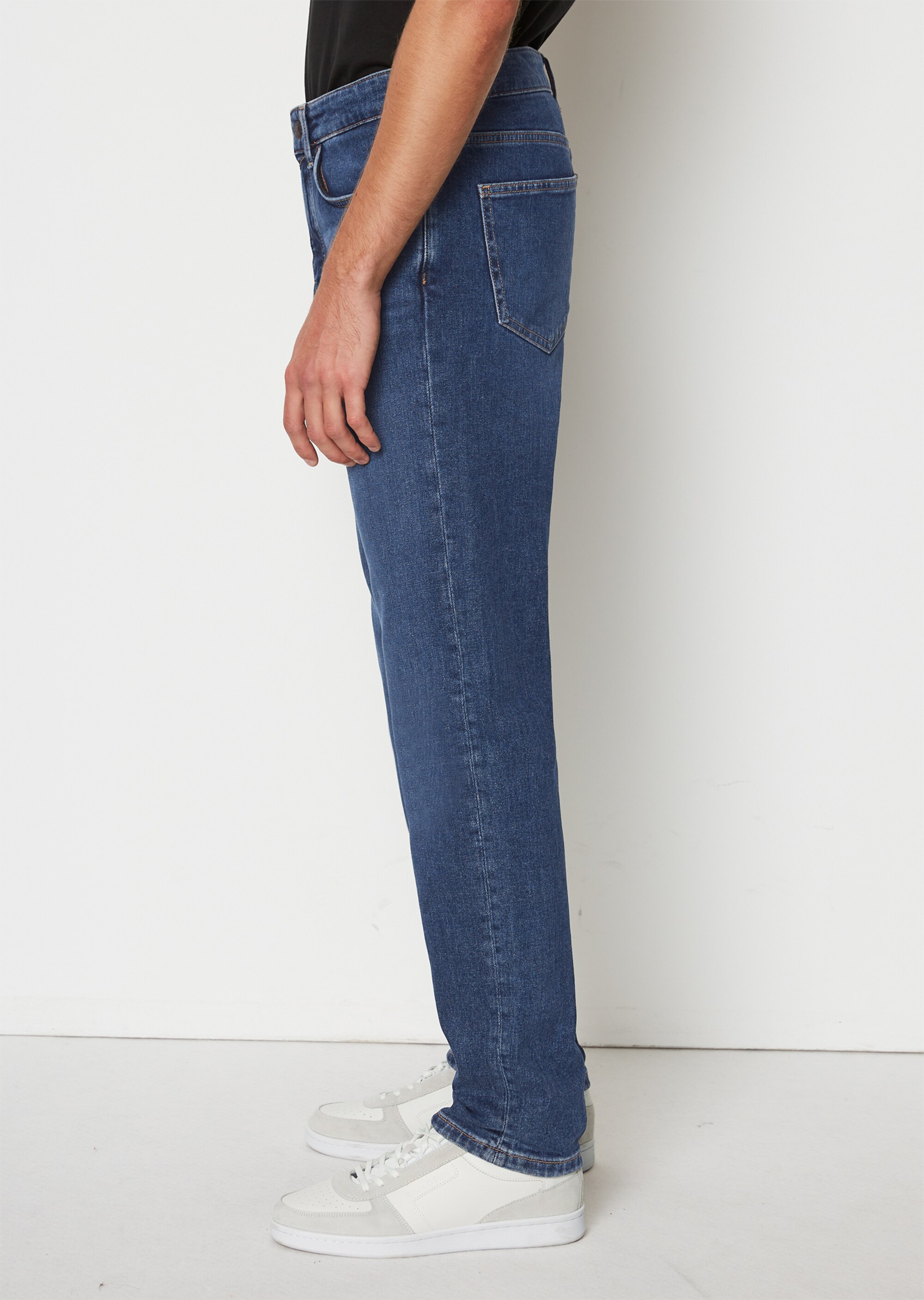 Jeans Modell LINUS slim tapered aus Bio-Baumwoll-Mix
