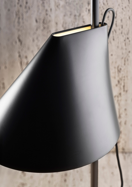 Louis Poulsen Yuh vloerlamp LED zwart