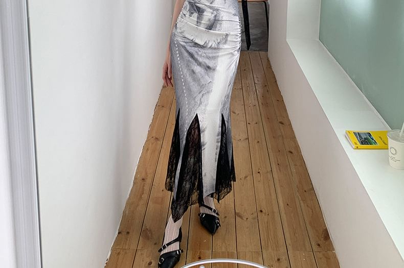haruokiea - Asymmetrische maxi-jurk met spaghettibandjes en grafische print