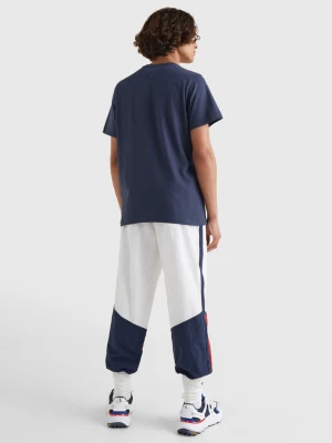 Camiseta de algodão orgânico com logotipo