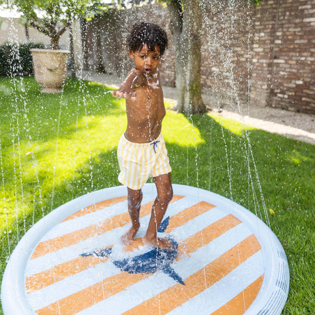 Shark Sprinkler mat