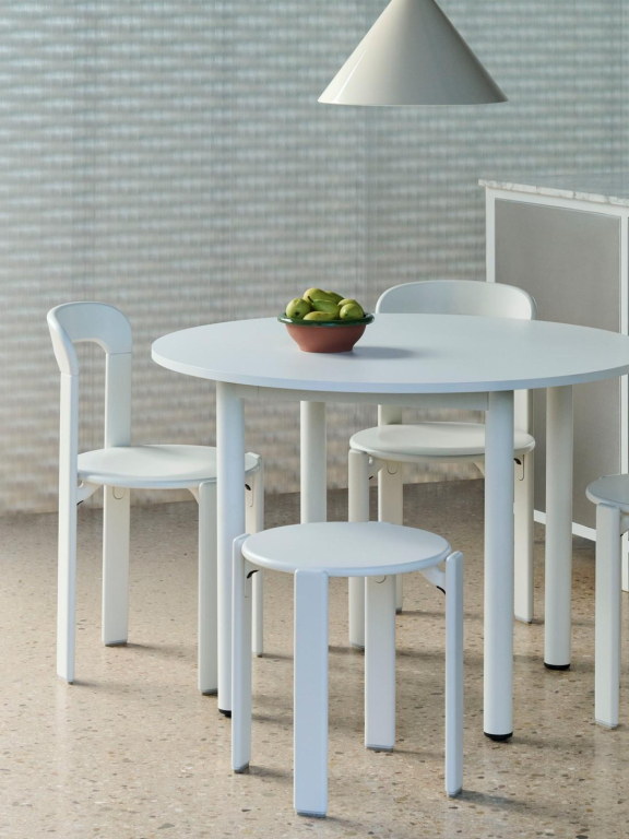 Hay Annex tafel Ø110 gelakt eiken