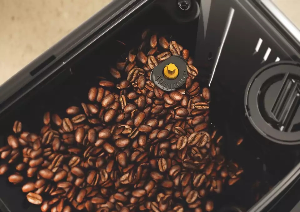 MÁQUINA DE CAFÉ EXPRESSO SUPERAUTOMÁTICA