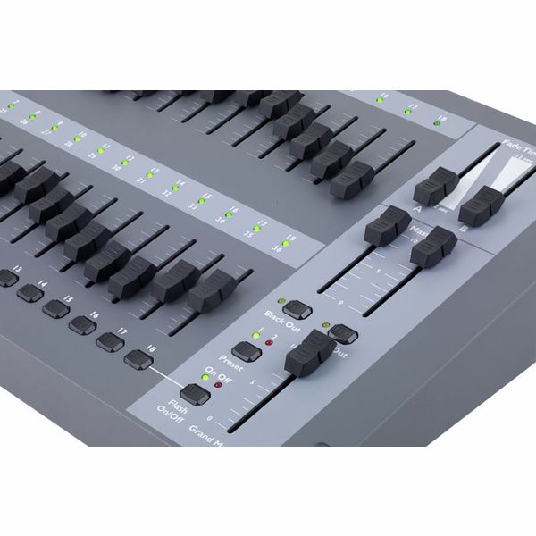 Showtec Easy Fade 36