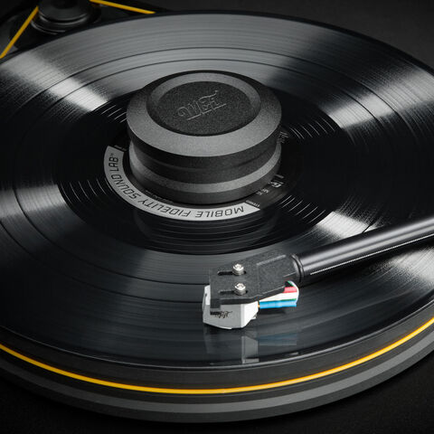MoFi Super HeavyWeight – zware platenklem voor goede installaties