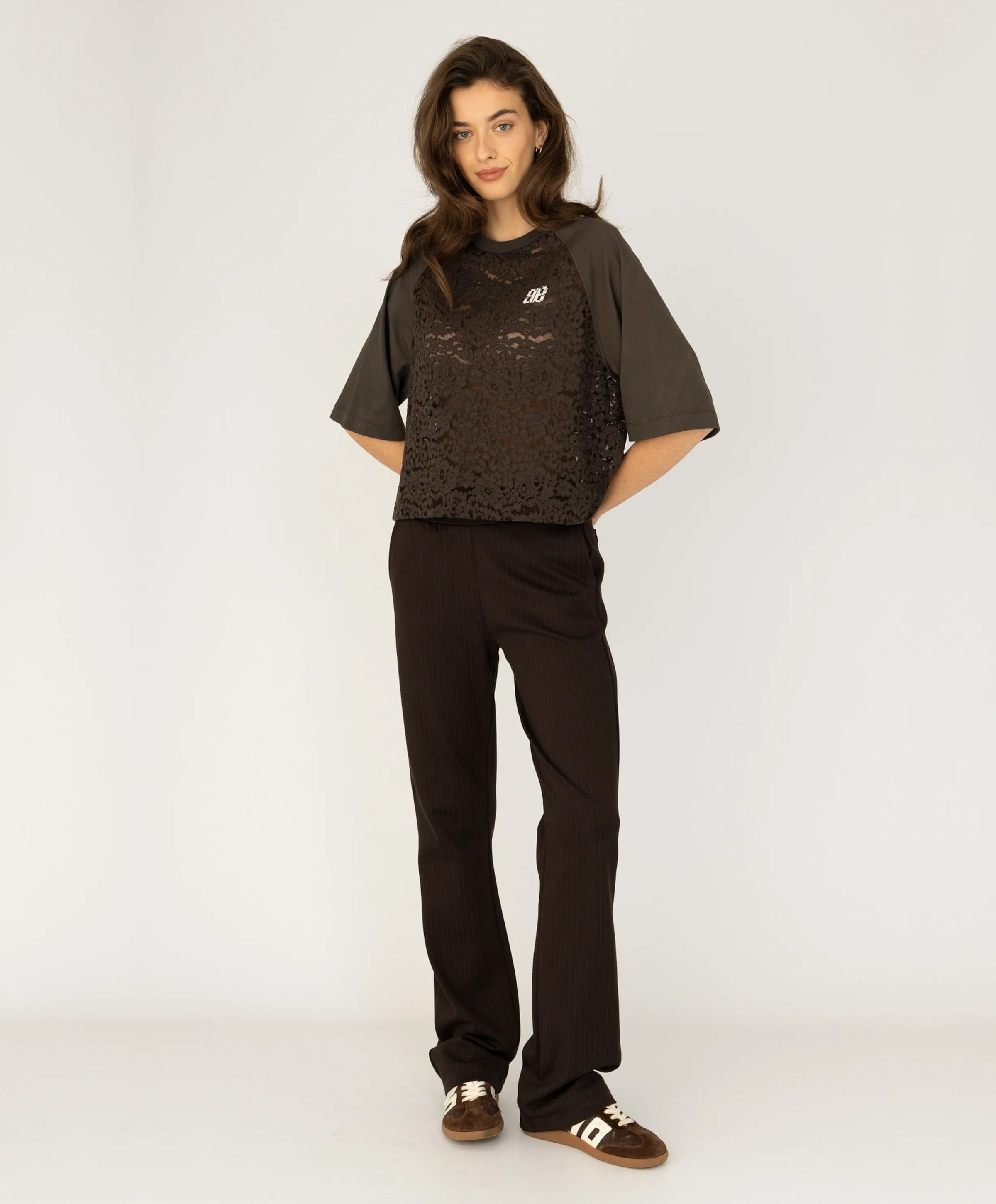 Anna Blue Dames T-shirt bruin