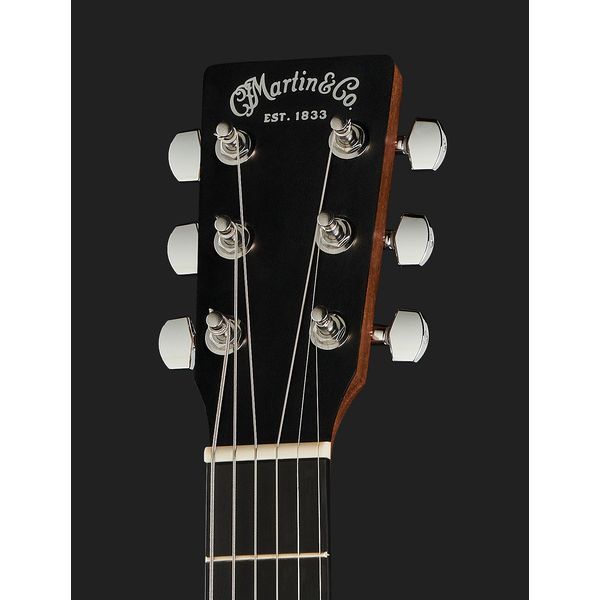 Martin Guitar 000CJr-10E, Sitka, Sapele