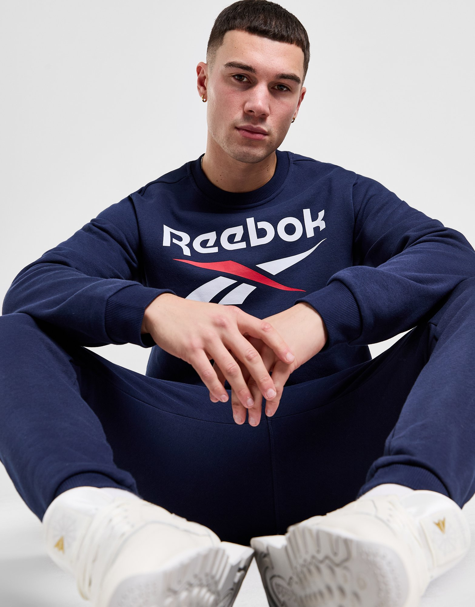 Reebok sweat à col rond molletonné reebok identity stacked logo
